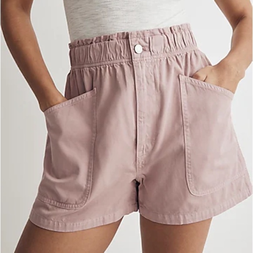 Denim Pull-On Paperbag Utility Shorts: Garment-Dyed Edition
COLORWarm Thistle